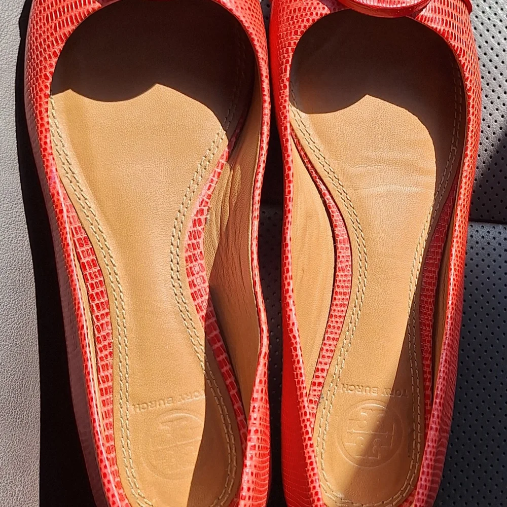 Like New Tory Burch Snakskin Mini‎ Miller Flats